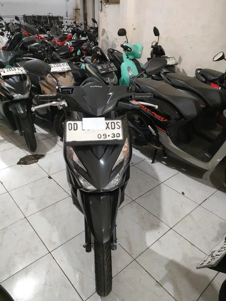 Honda beat deluxe 2025 hitam
