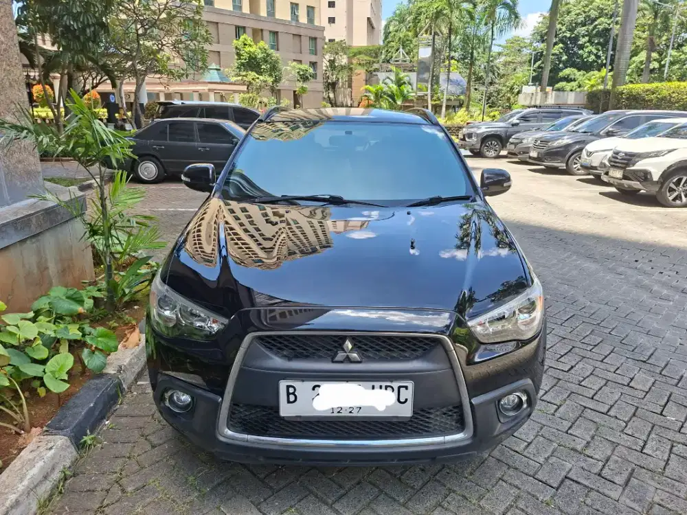 Mitsubishi Outlander. Px. 2012. Km 30 ribu.  Tgn 1 terawat mulus