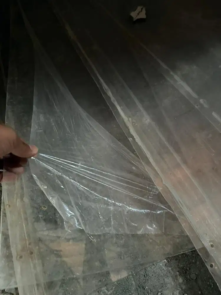 dijual solartuff 110x200 ada 7 lembar