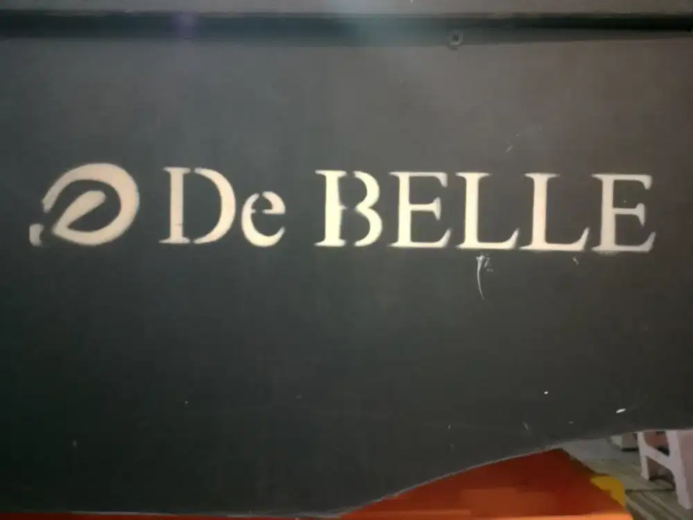 Meja Biliar DE BELLE 8 Fett