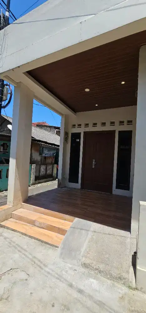 Disewakan Rumah Tebet Jakarta Selatan