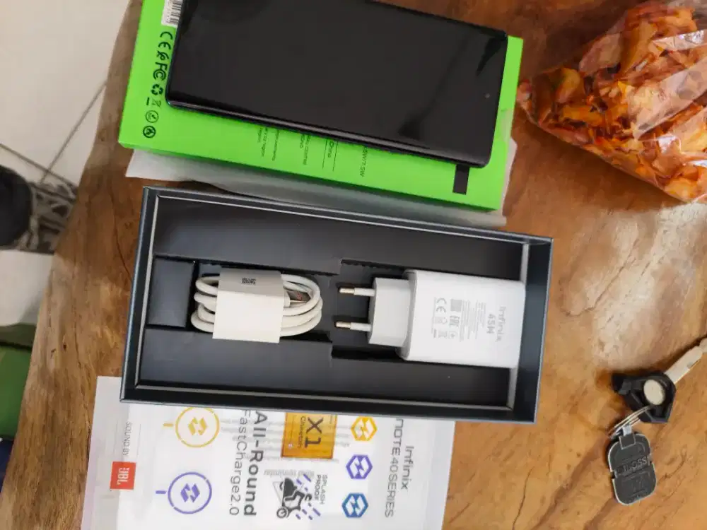 Infinix note 40 pro 5g 256