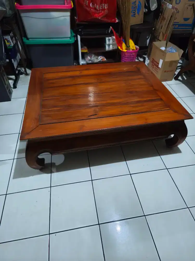 ​Meja Opium Kayu Jati Solid – Kondisi Istimewa & Mulus (Eksklusif)