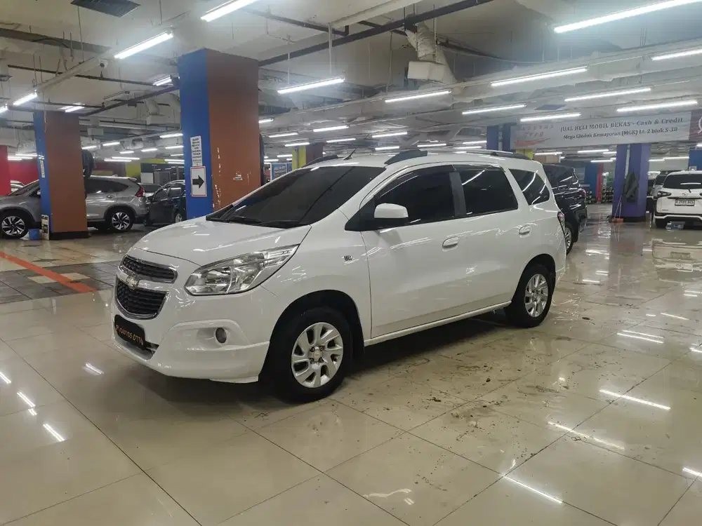 Chevrolet spin Ltz 2013 AT