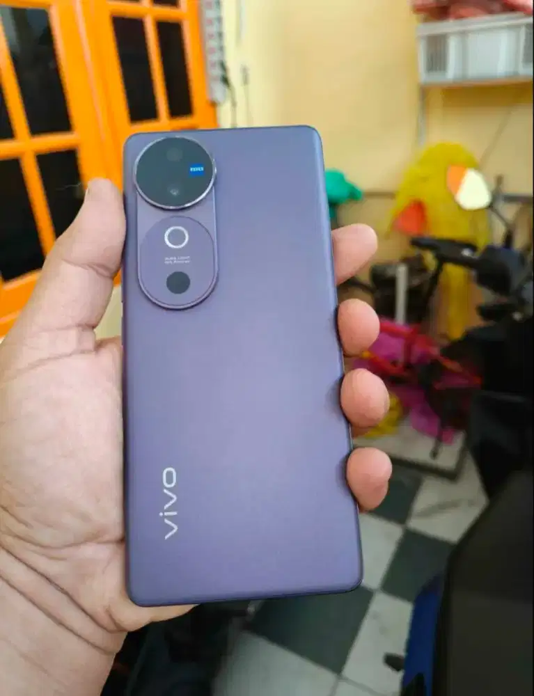 Vivo v40 5g fullset garansi on