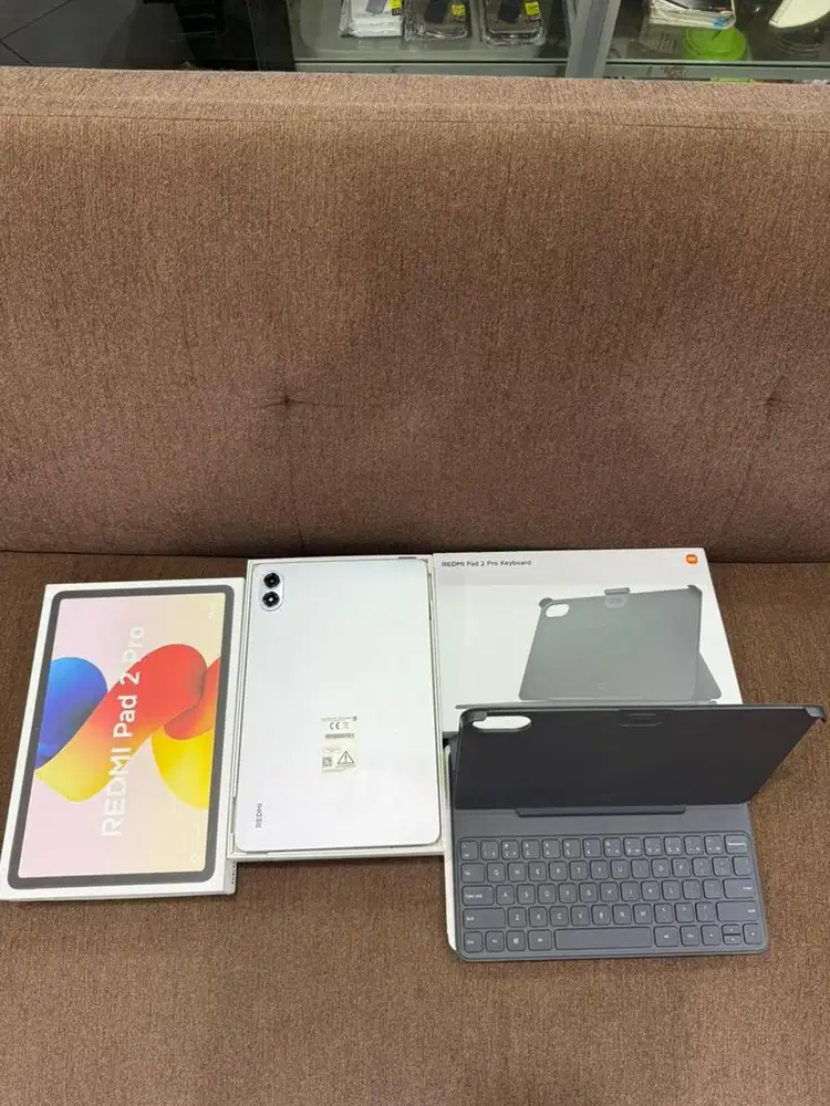 redmi pad 2 pro 8/256 + keyboard