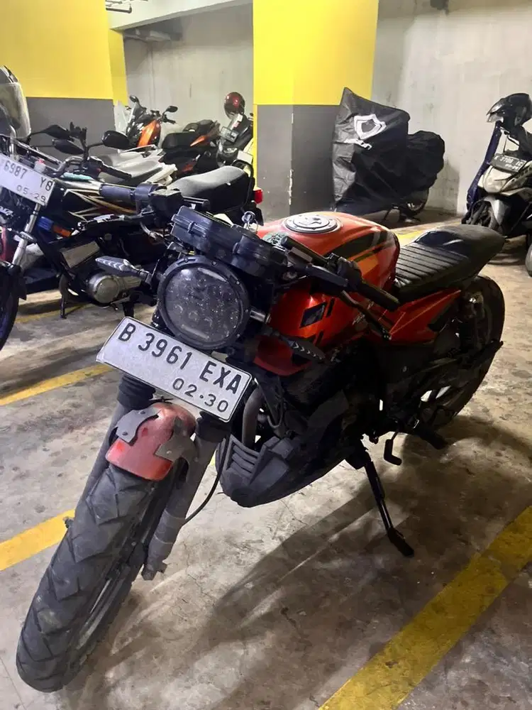 dijual motor custom