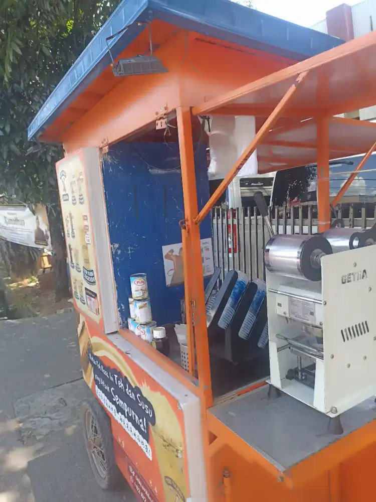 mencari pegawai yang cekatan