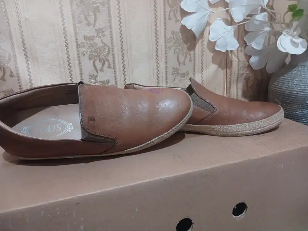 Jual sepat TODS slip on pria