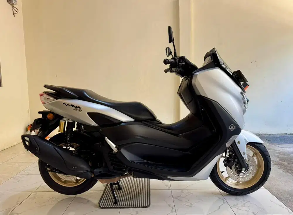 Yamaha Nmax Keyless Connected MULUSSS Surat Lengkap