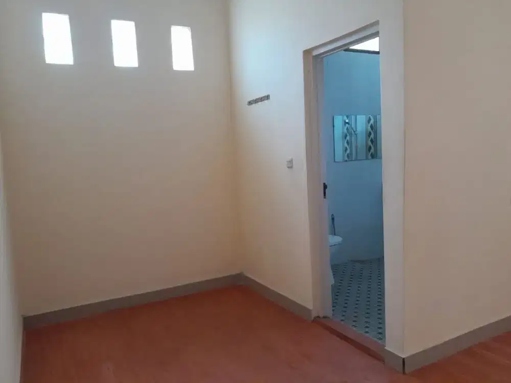 Dijual Rumah Furnished 3 Lantai Siap Huni Tengah Kota Lokasi di Sayap Pajajaran Bandung