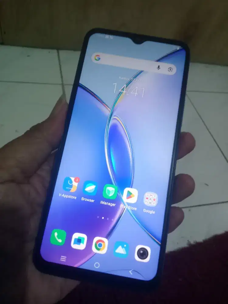 Vivo y17s.. 4+4/128.. Hrg murrahken bro..