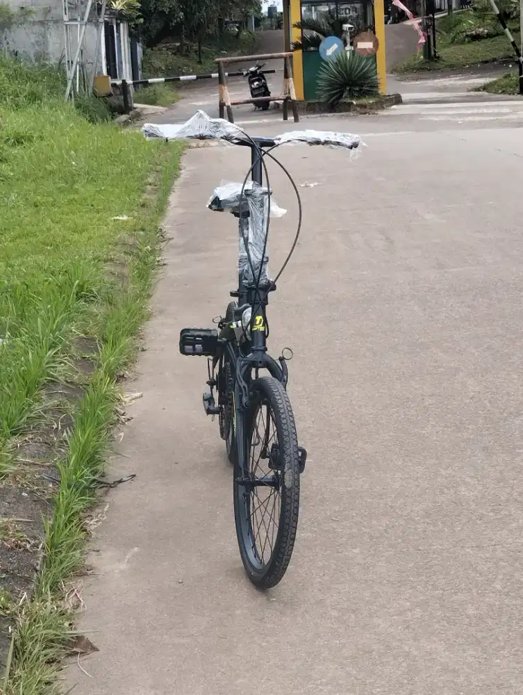 Sepeda united ukuran 20