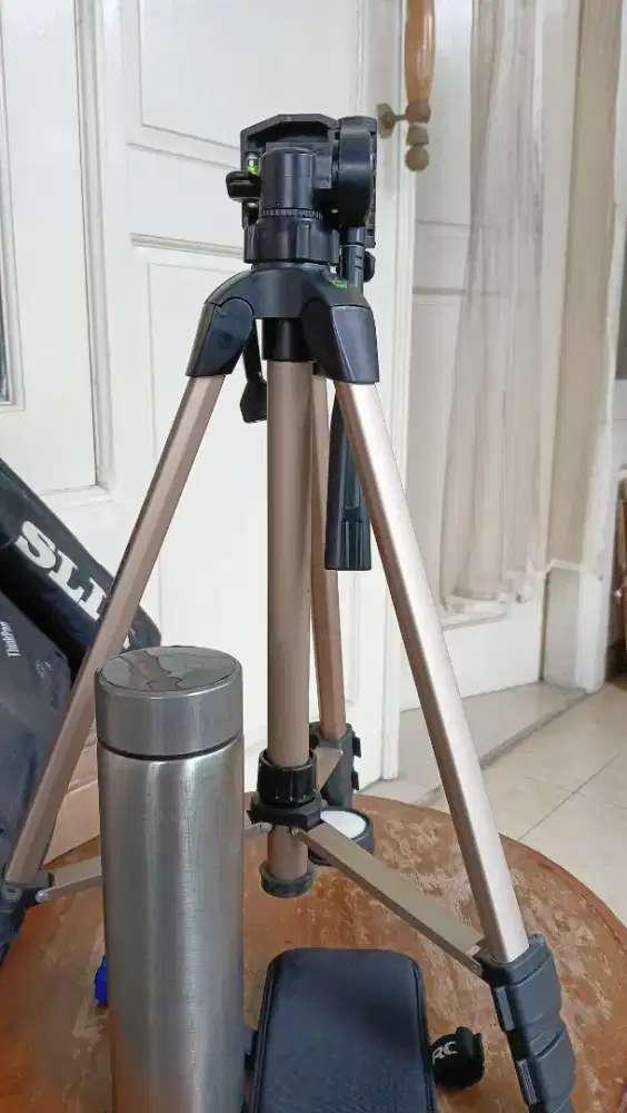 Tripod Untuk Dokumentasi