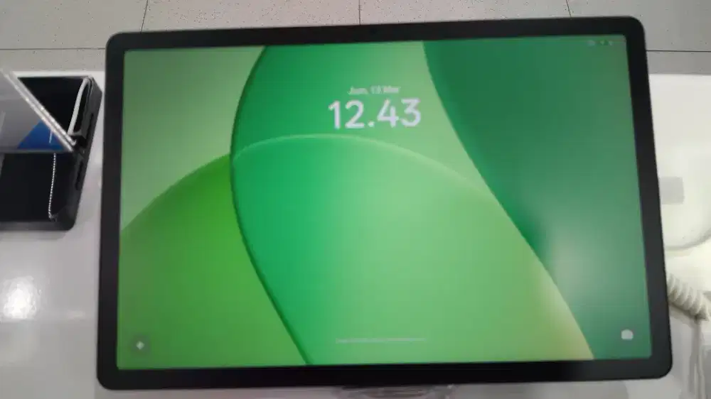 OPPO Pad SE matte display