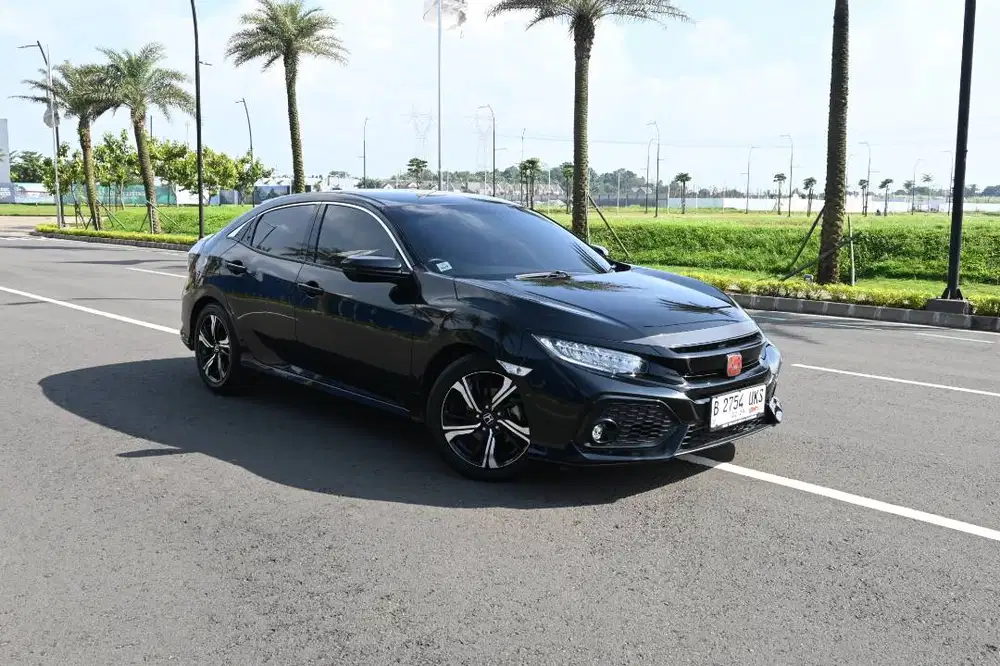 (KM RENDAH) Honda Civic Hatchback Turbo CVT 2018
