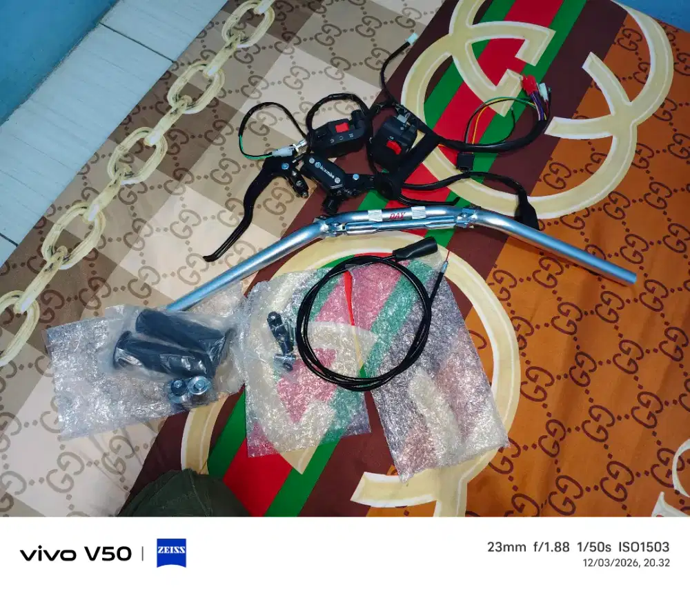 Di jual bosku masih baru