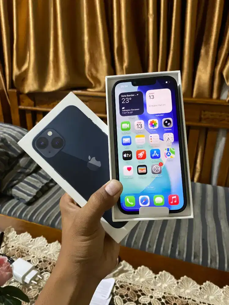 iPhone 13 128 ex iBox fullset