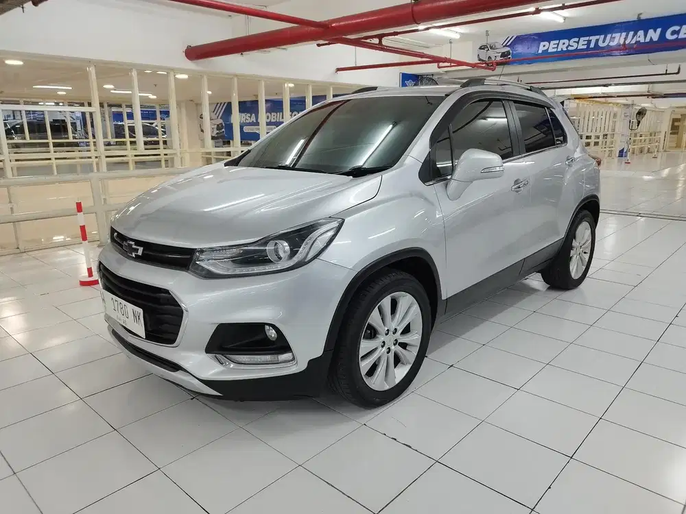 Chevrolet Trax LTZ Turbo2017 Silver #mobilmurah #kreditmobil #suv