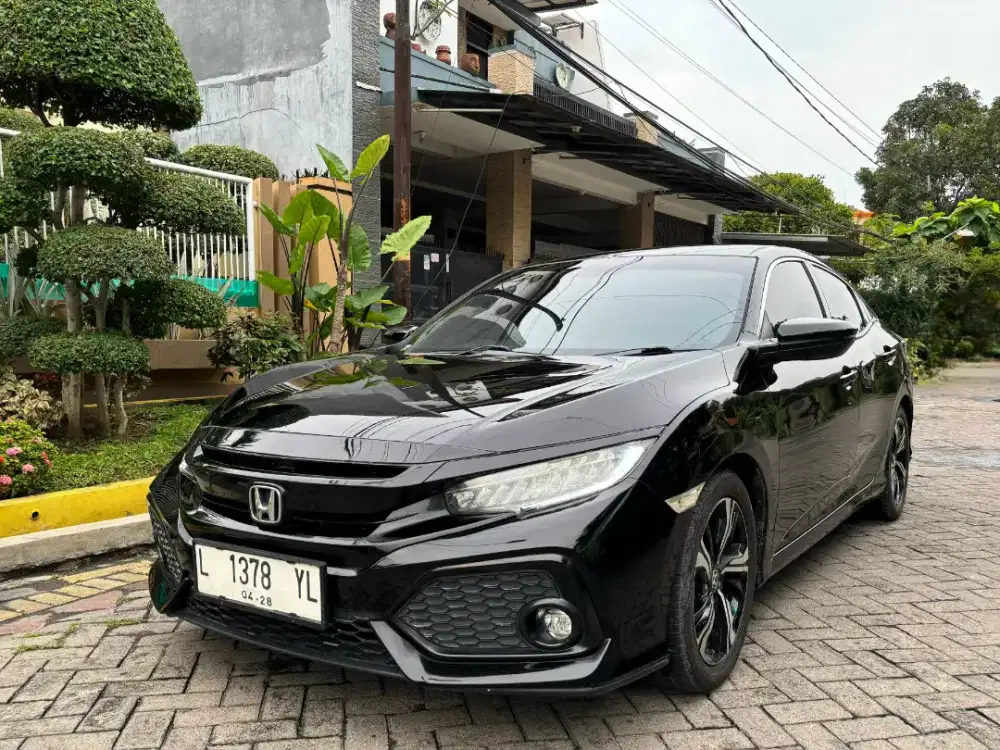 HONDA CIVIC 1.5 E HATCHBACK 2017 MATIC