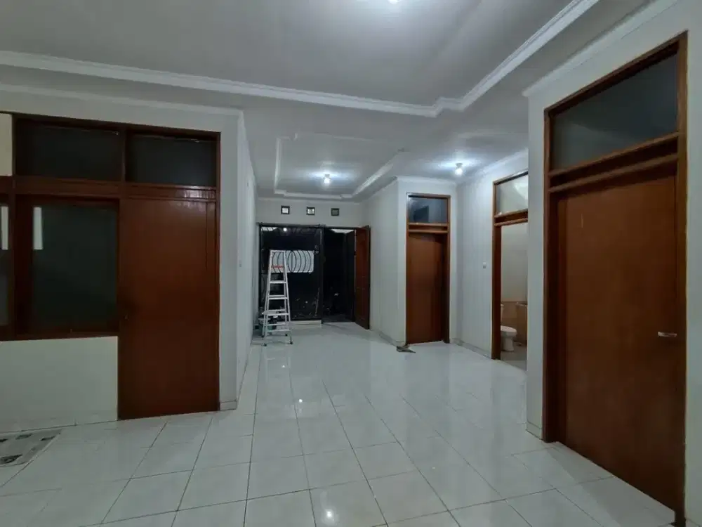 Dijual Rumah Hunian Siap Huni Minimalis Lokasi Strategis di Taman Kopo Indah 3 Bandung