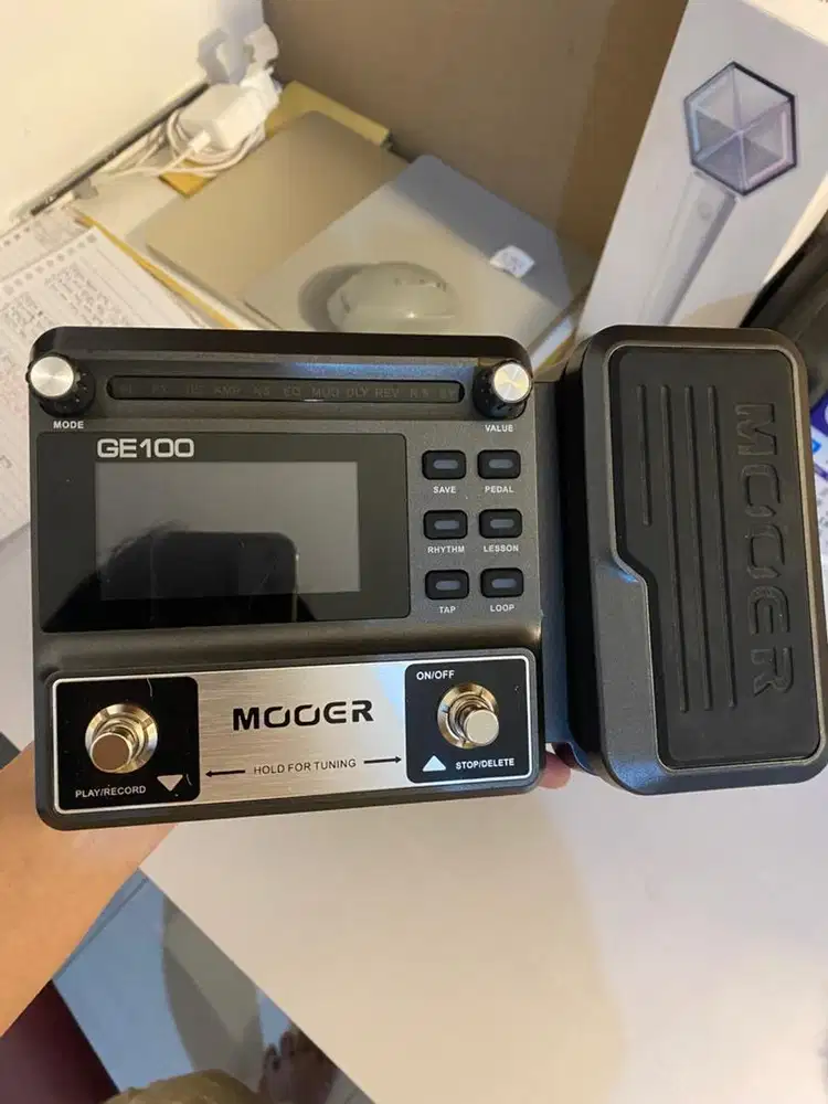 EFEK GITAR MOOER GE100