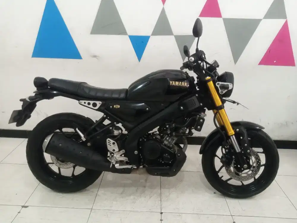 Yamaha XSR 155 2023 Hitam