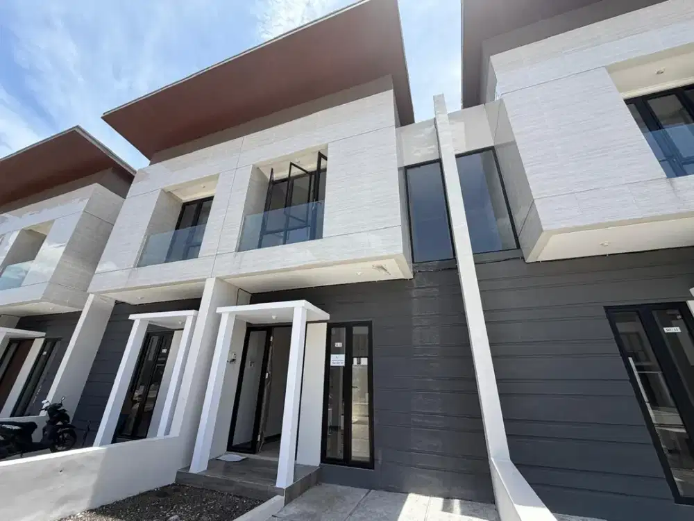 Dijual Rumah 2 lantai lebar 5 Surabaya Timur hanya 700 jutaan