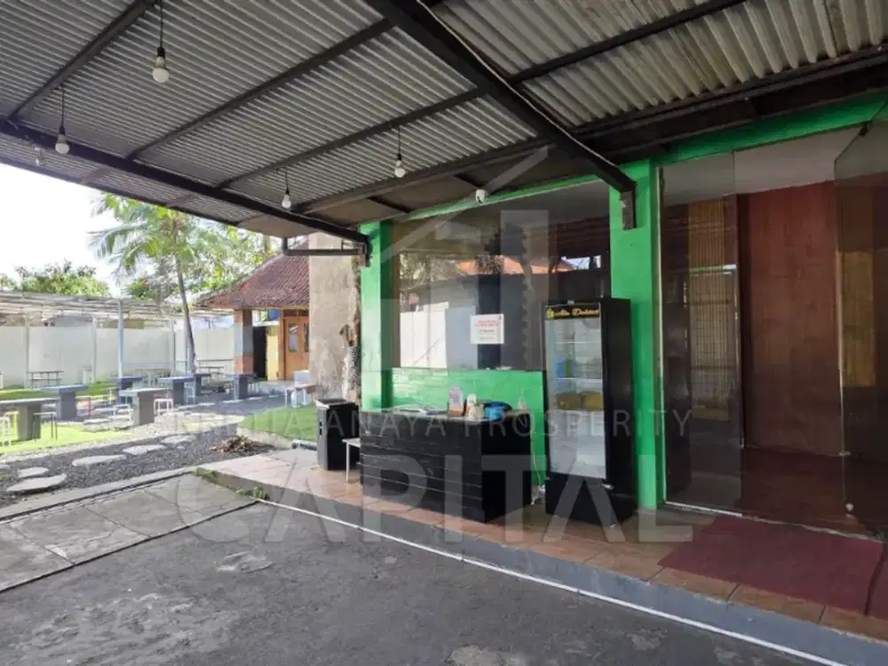 RUANG USAHA DENGAN PARKIR LUAS LOKASI STRATEGIS DI PASTEUR