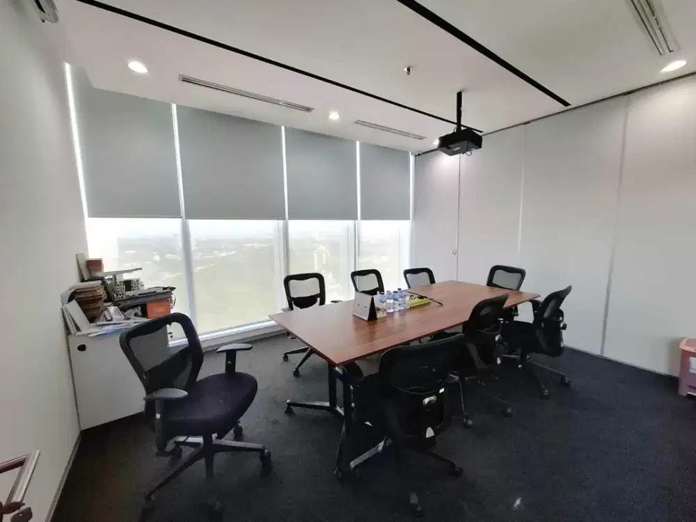 SEWA  KANTOR DI JAKARTA SELATAN  TB SIMATUPANG 189M2  FURNISHED  165K NEGO