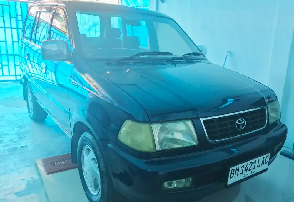 Toyota Kijang Minibus SGX Tahun 2000 Ex. Pemakaian Pribadi