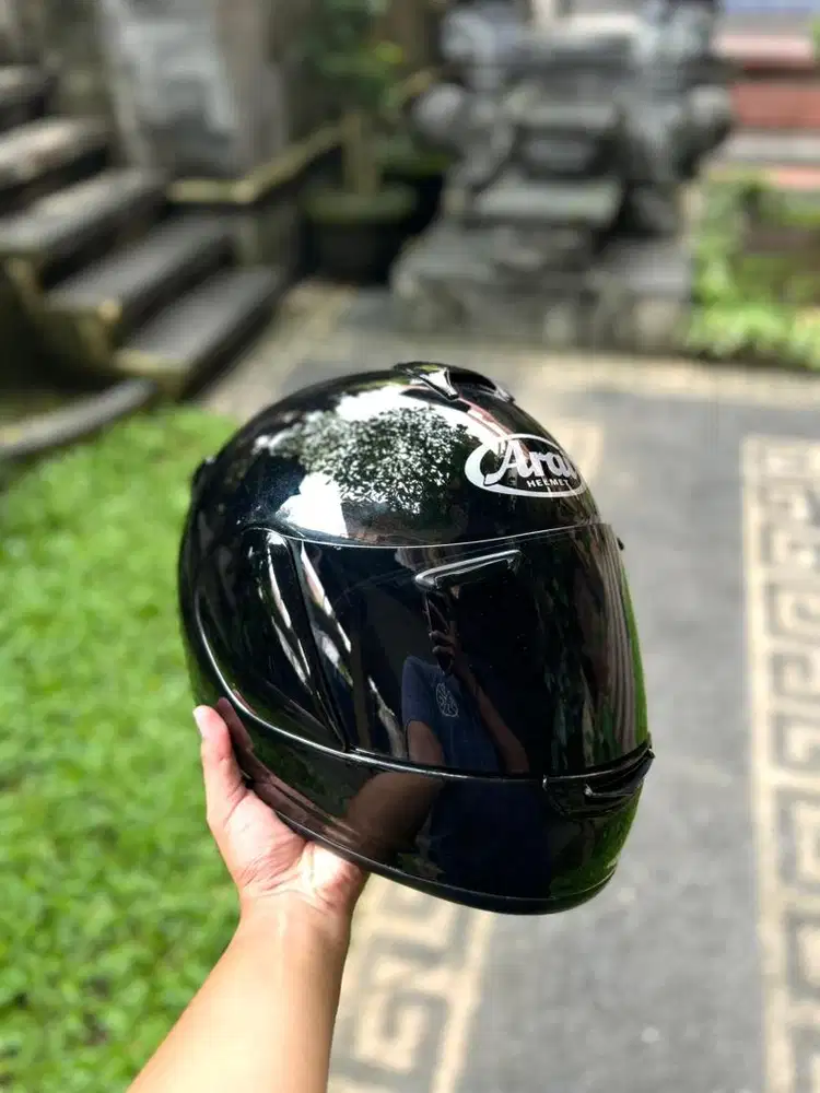 Helm Arai Vektor Size M , Mulus