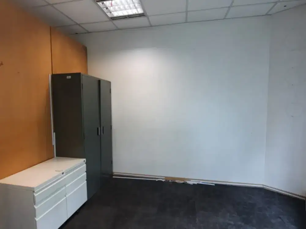 Disewakan Office Furnished Area SCBD Dekat Mall Astha