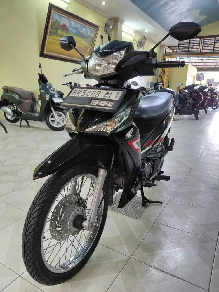 New Supra X 125 F1 SW 2023 Cantik¤Odomtr 13.000 KM¤plaza motor