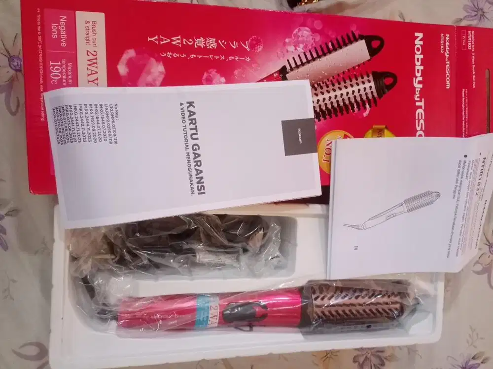 Catokan dan kriting Rambut