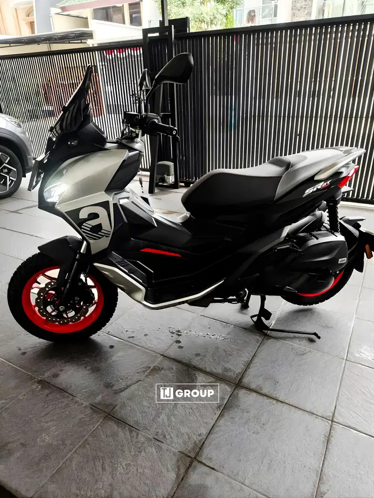 FOR SALE!! Aprilia SR GT 200 S 2022