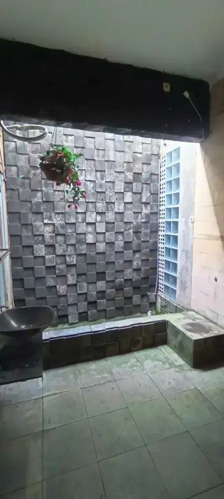 Dijual rumah 2 lantai ready dekat ke kota dan Java Mall Peterongan