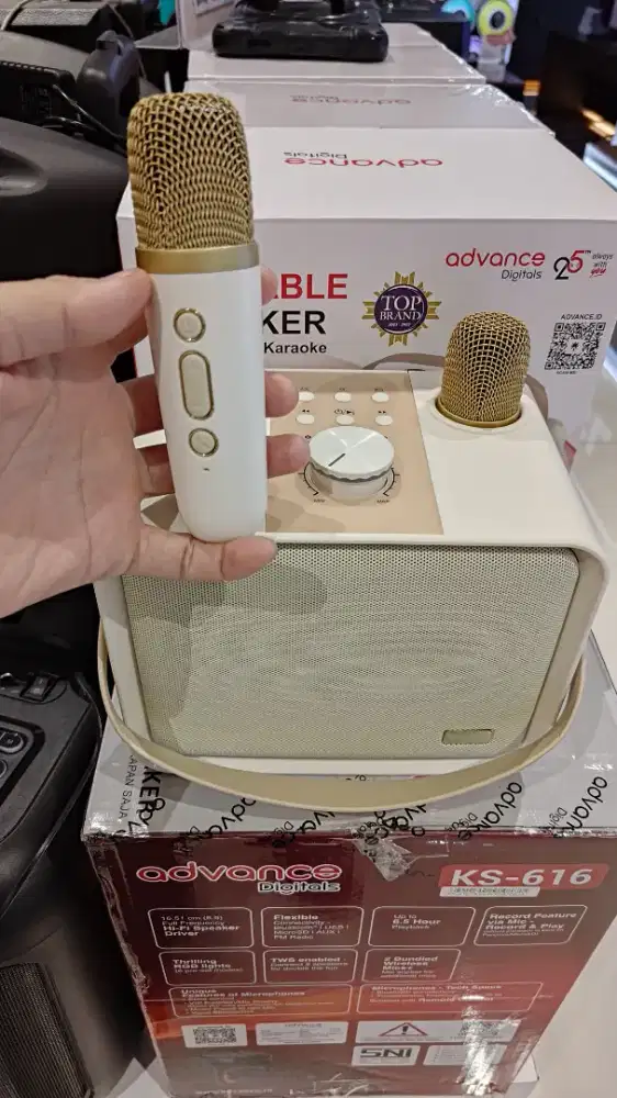 ADVANCE SPEAKER KARAOKE PORTABLE
