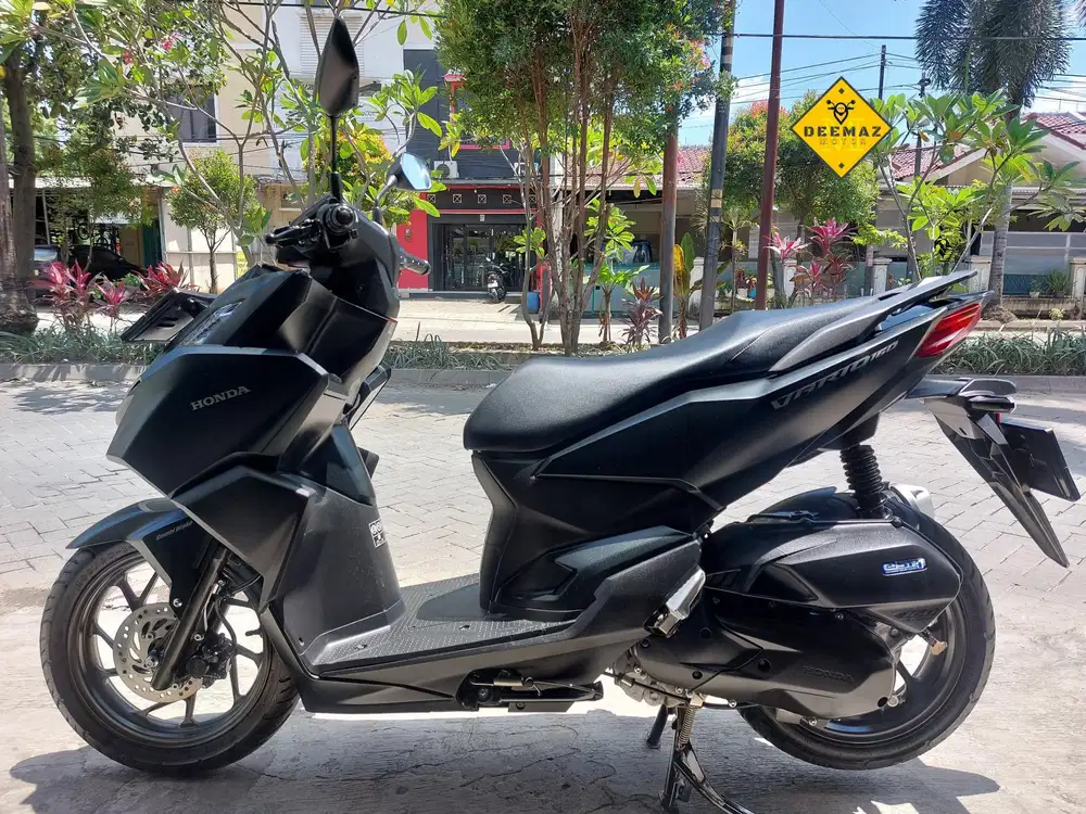 (DP 300)‼️ Plat B TangKot Vario 160 CBS Hitam 2023 Cash / Kredit