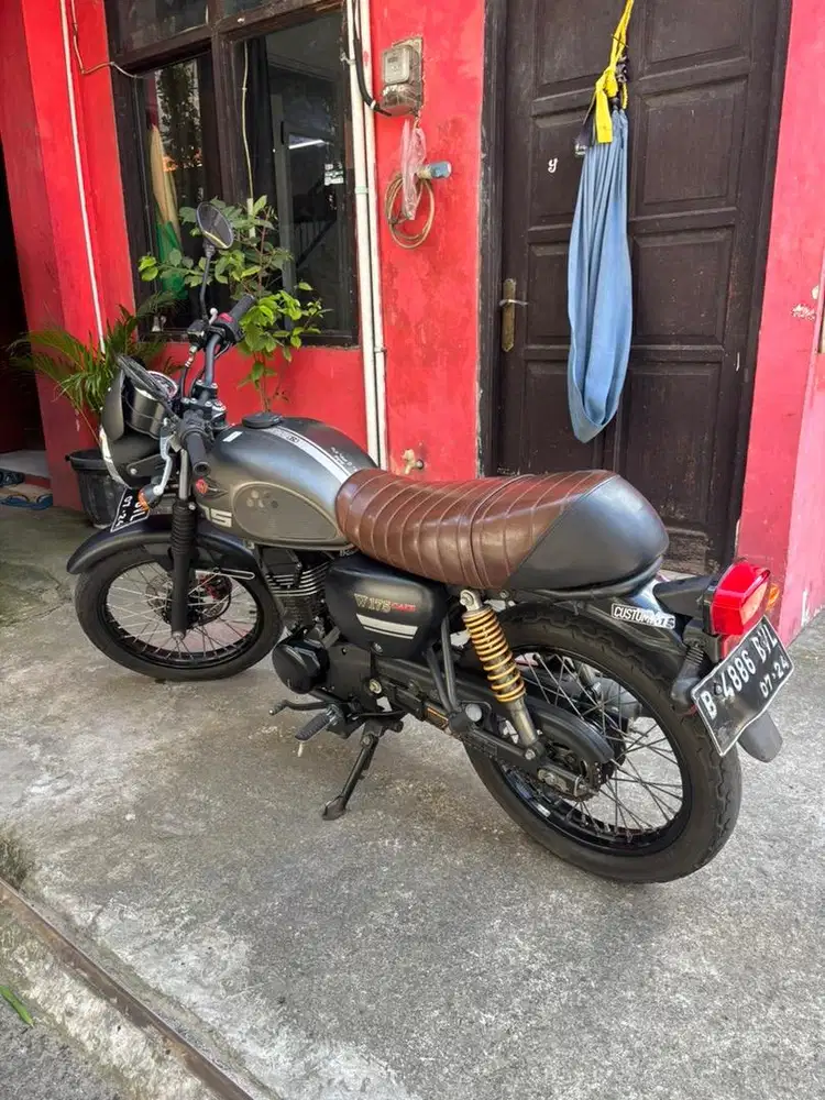 Kawasaki 175W Cafe
