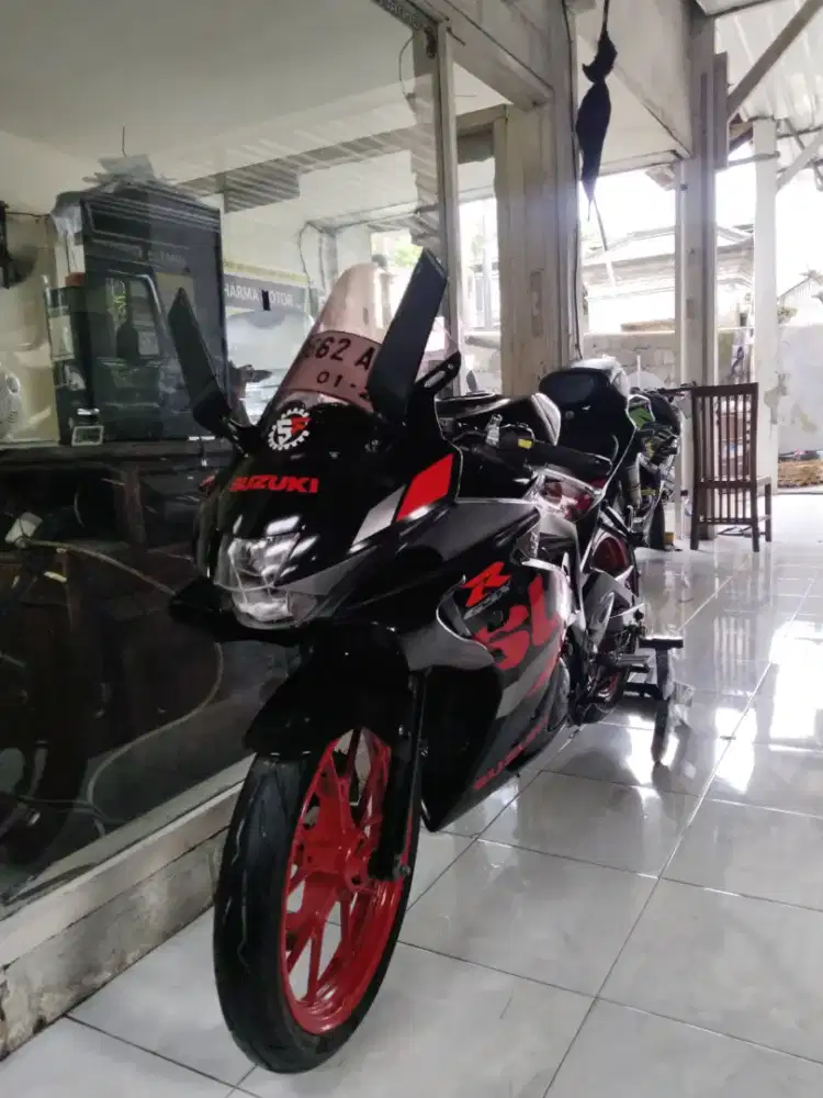 Susuki GSX. 150 c. Thn 2019 cash. Bali dharma. Motor