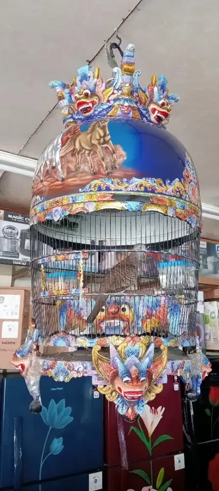 Di jual sangkar perkutut mulus minusnya  kaki bengkok 1.500.000