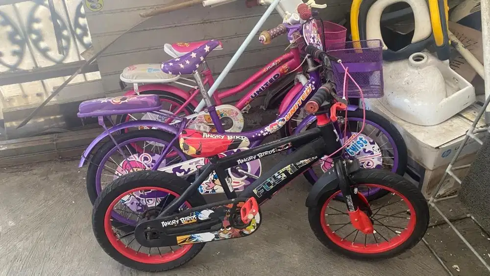 3 unit sepeda anak murah