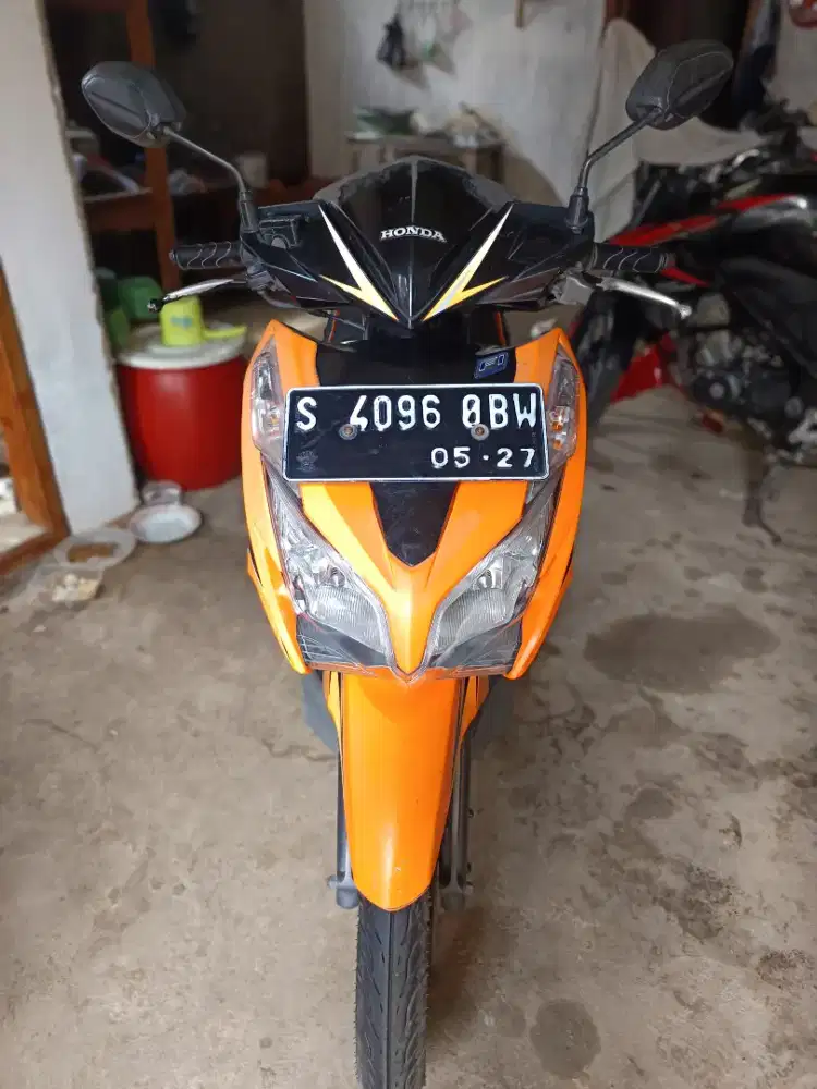 VARIO 125  KZR 2012