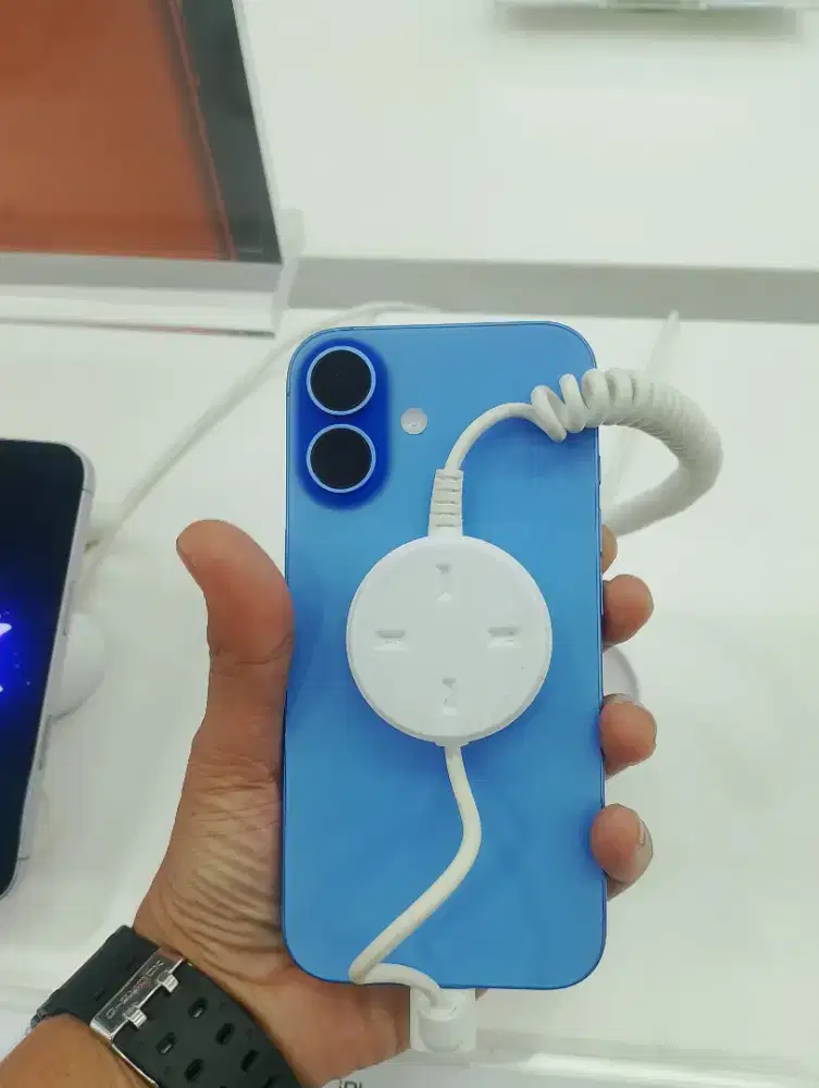 iPhone 16 Basic bisa cicilan