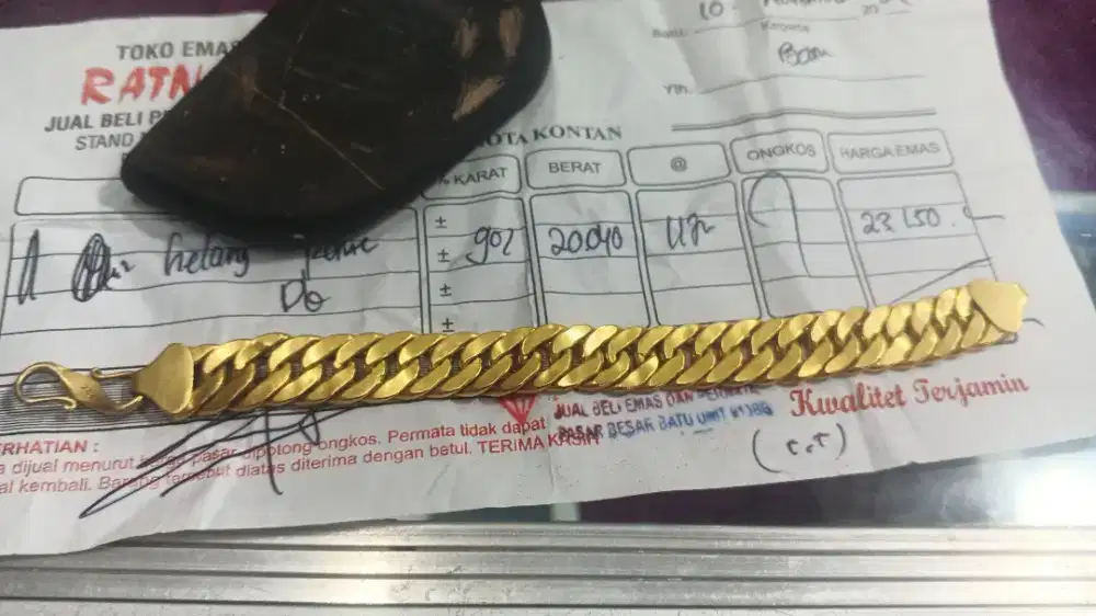 terima segala kondisi perhiasan emas perak dan berlian