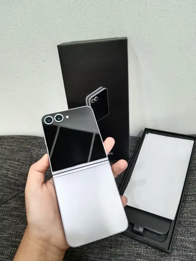 Samsung Z Flip 6 5G 12/256 Fulset ori resmi sein no minus
