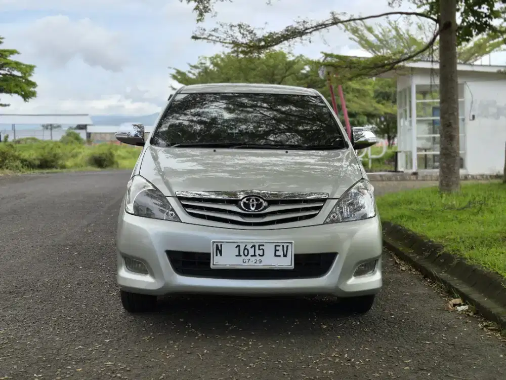 Toyota Kijang Innova G Manual Bensin ANTIK SUPER