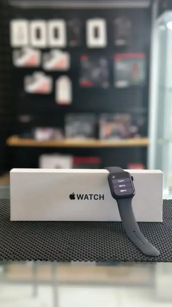 Apple Watch SE Gen 2 Black 44 mm