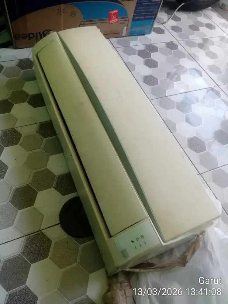 Jual Indoor AC Sharp 1/2 PK  Bekas